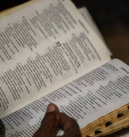 Live in God’s Holy Presence (September 18)
